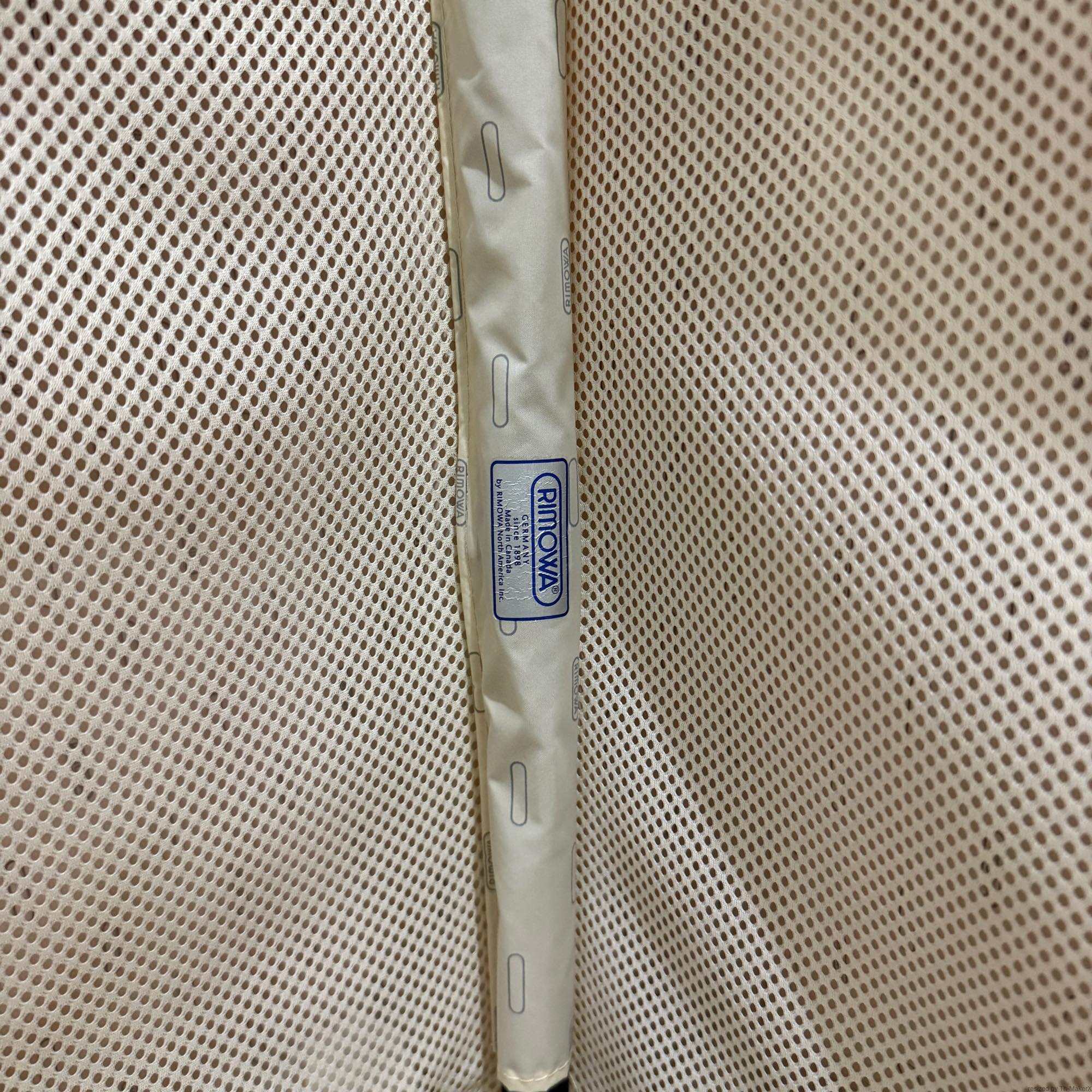 リモワ サルサエアー 823.52 中古商品 33リットル 4輪