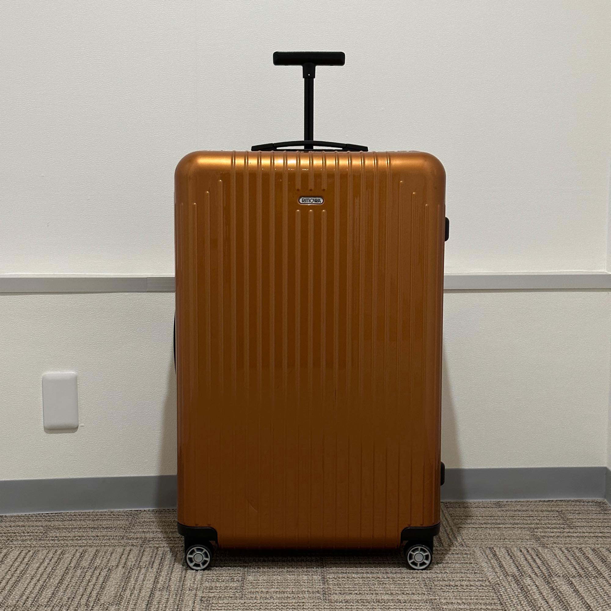 リモワ サルサエアー 823.73 80リットル 中古美品 4輪
