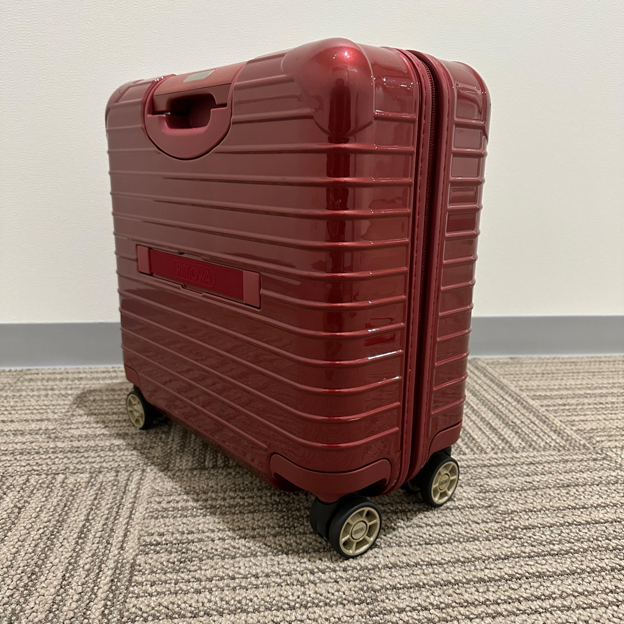リモワ サルサ デラックス 830.40.53.4-1 29リットル 中古美品 4輪