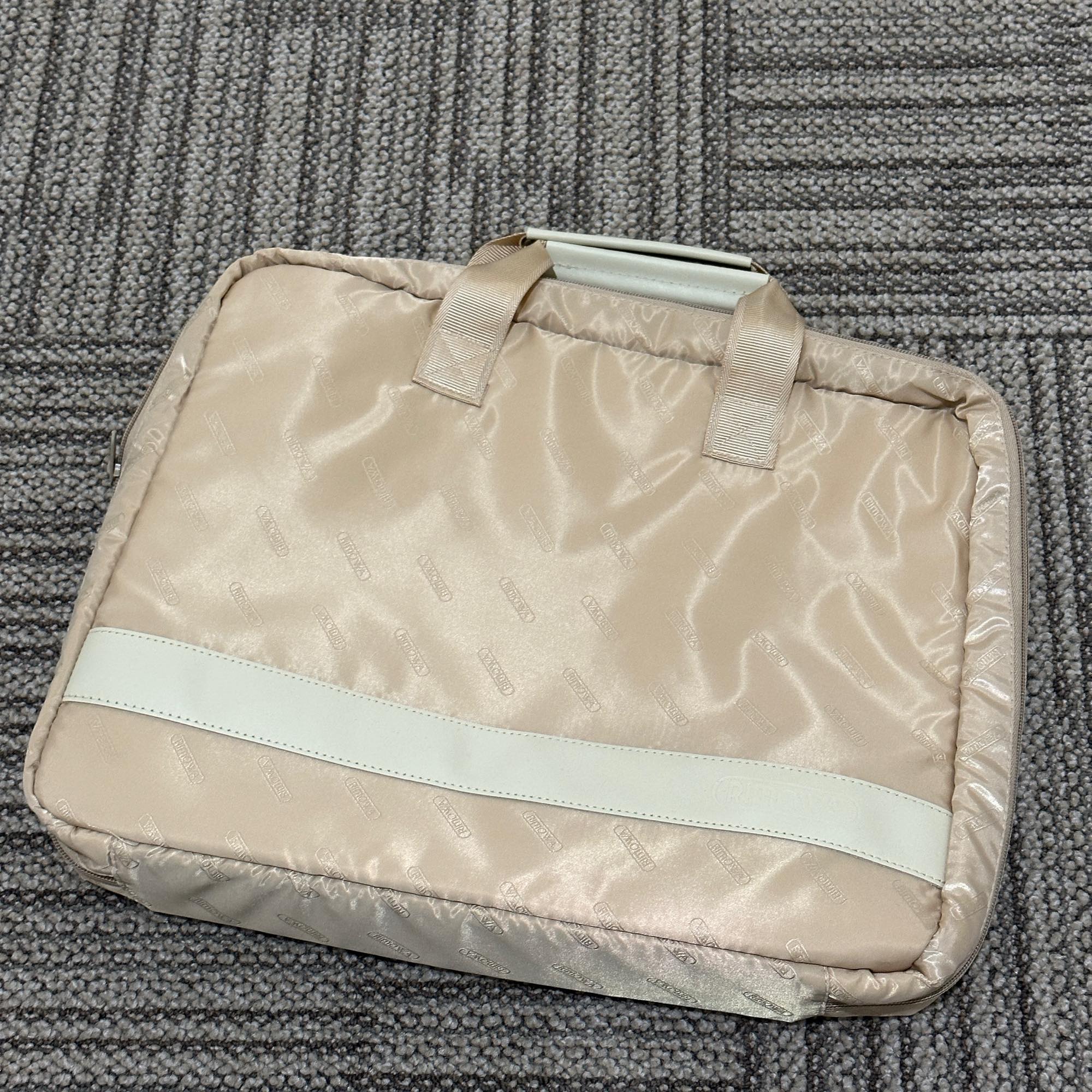 リモワ サルサ デラックス 830.40.53.4-1 29リットル 中古美品 4輪