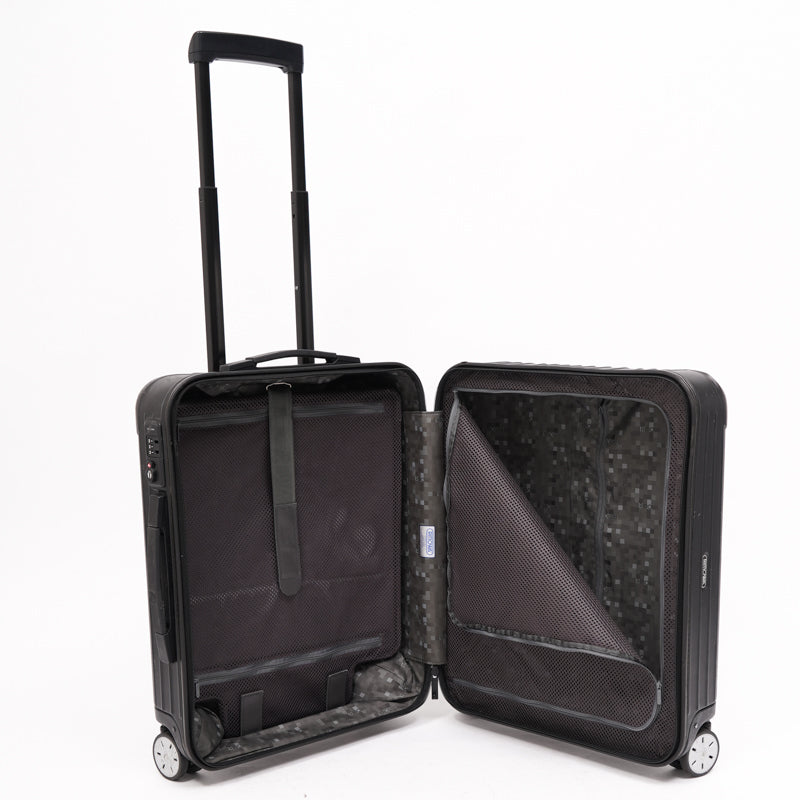 リモワ サルサ 834.56 47リットル 中古商品 4輪
