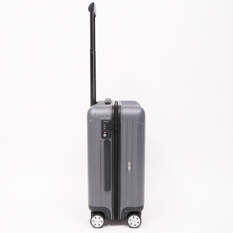 リモワ サルサ 838.56 52リットル 中古商品 4輪
