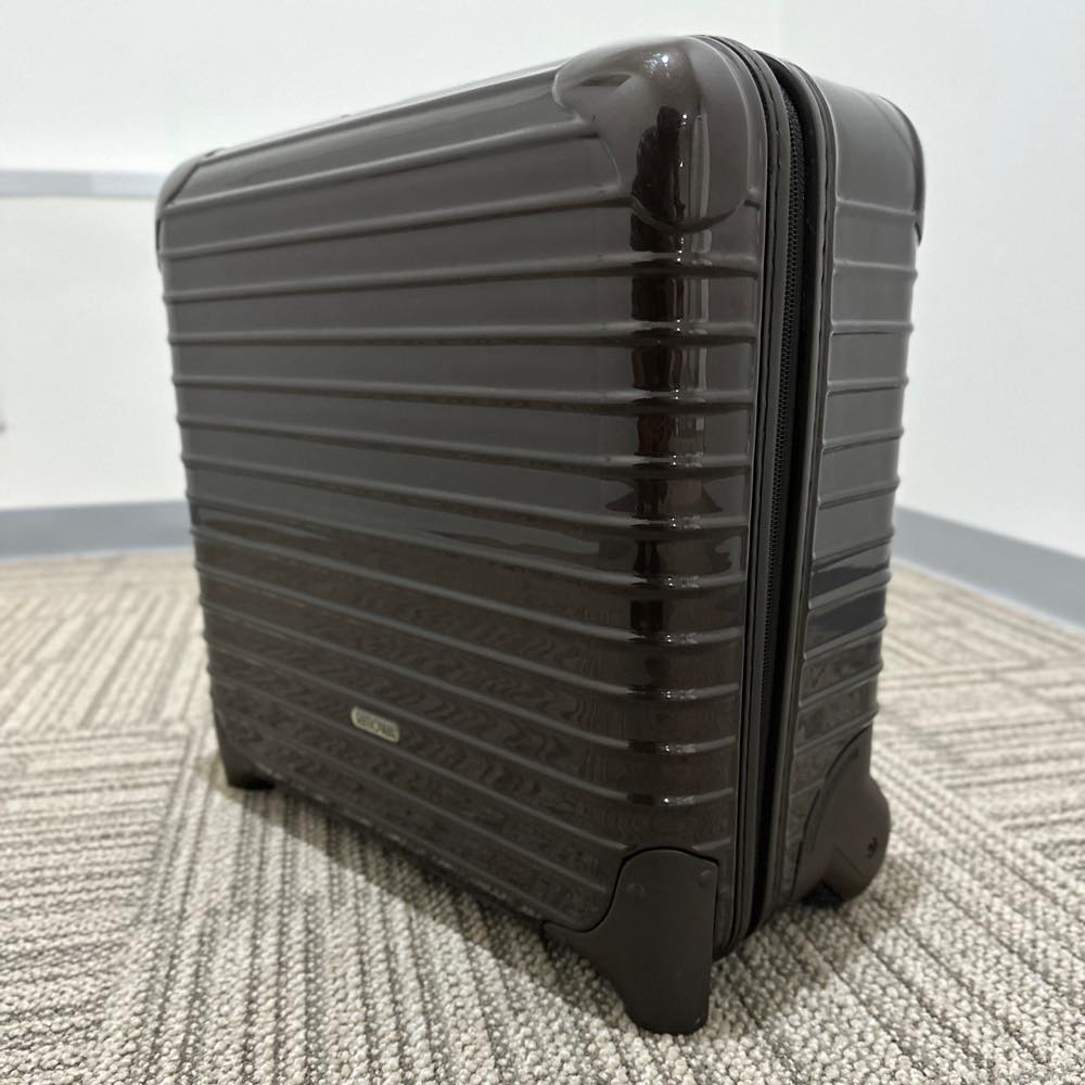 リモワ サルサデラックス 852.40 中古美品 25リットル 2輪