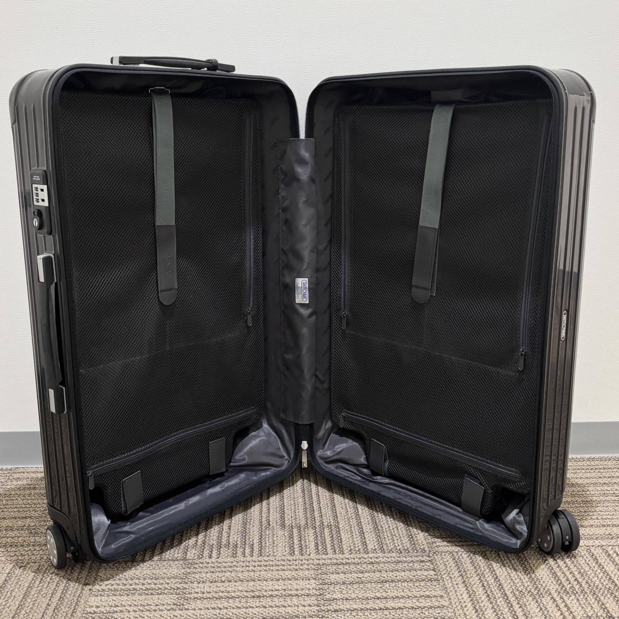 リモワ エッセンシャルスリーブ (サルサデラックス ハイブリッド) U860.70 89リットル ブラック アウトレット品 4輪