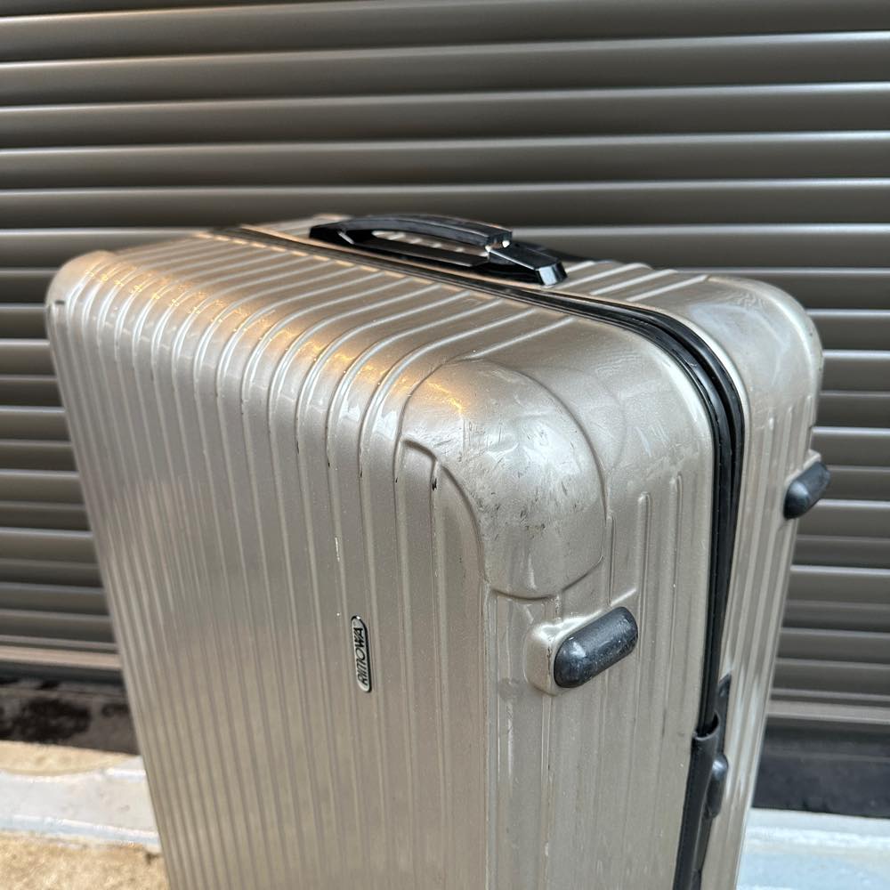 リモワ サルサ 869.70 82リットル 中古商品 4輪