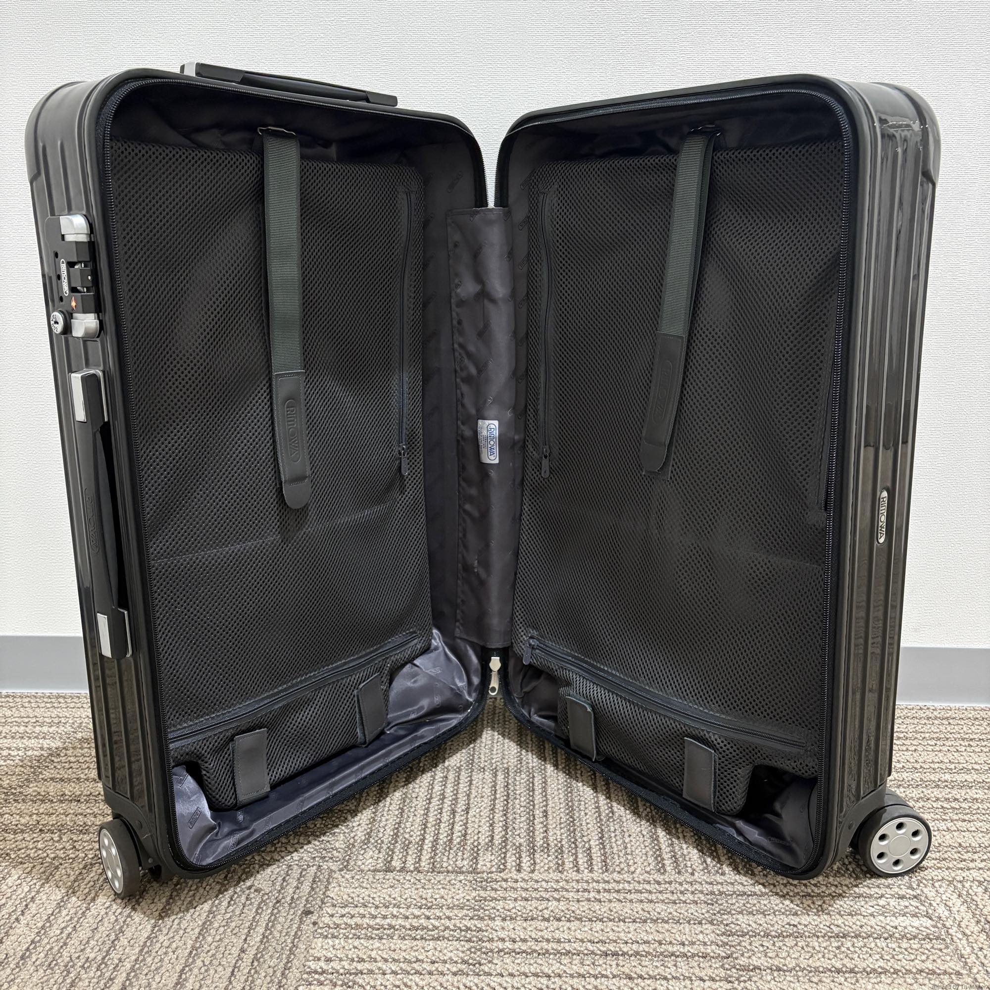 リモワ サルサデラックス 870.63 中古美品 61リットル 4輪