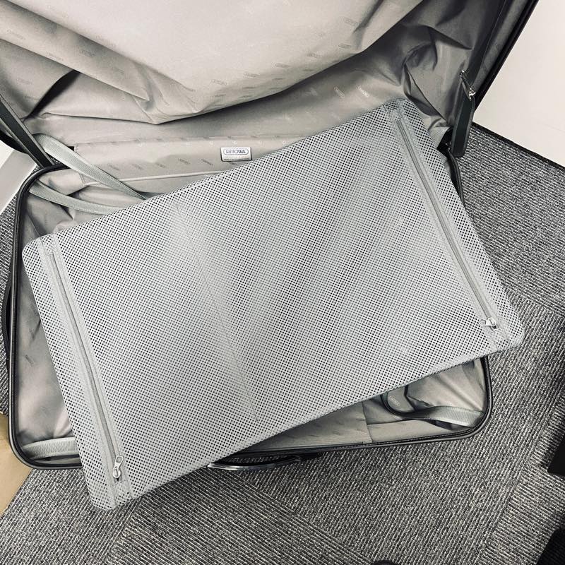 リモワ サルサ 中古商品 871.70 82リットル 4輪