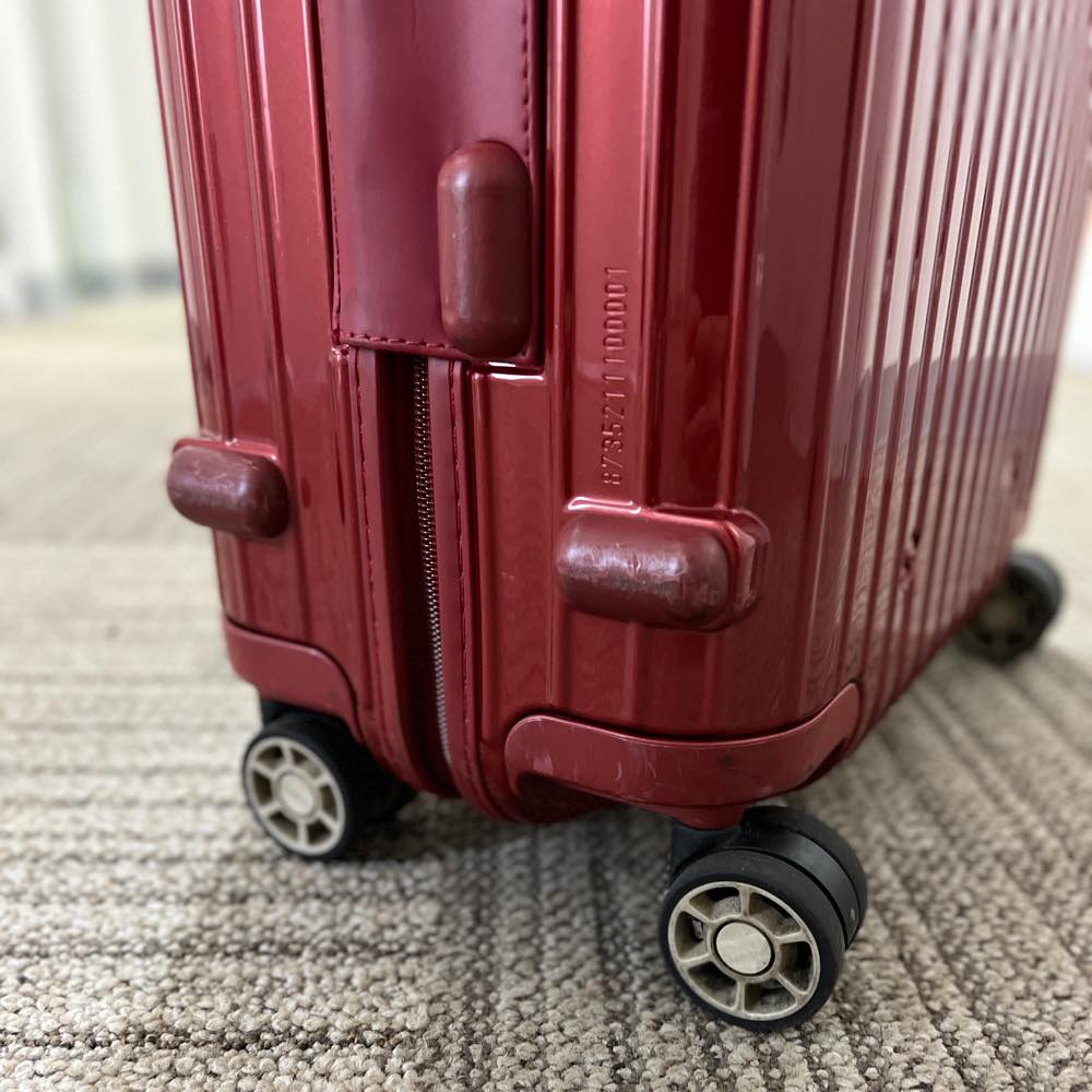 リモワ サルサ デラックス 873.52 32リットル 中古商品 4輪
