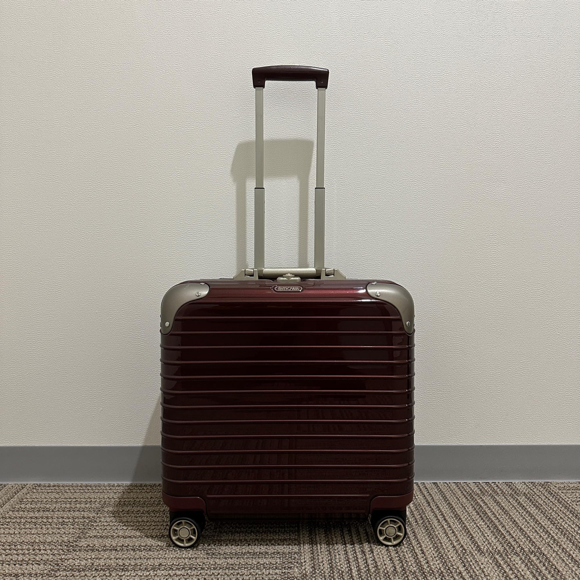 リモワ リンボ 881.40.21.2 24リットル 中古美品 2輪