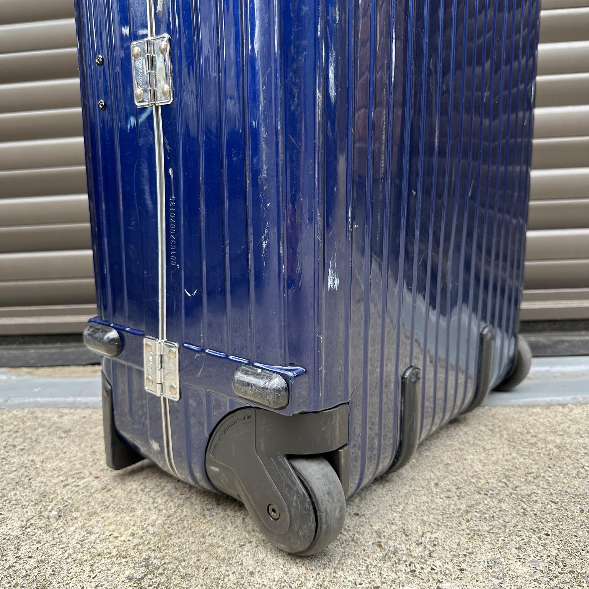 リモワ リンボ U881.63 60リットル 中古商品 2輪