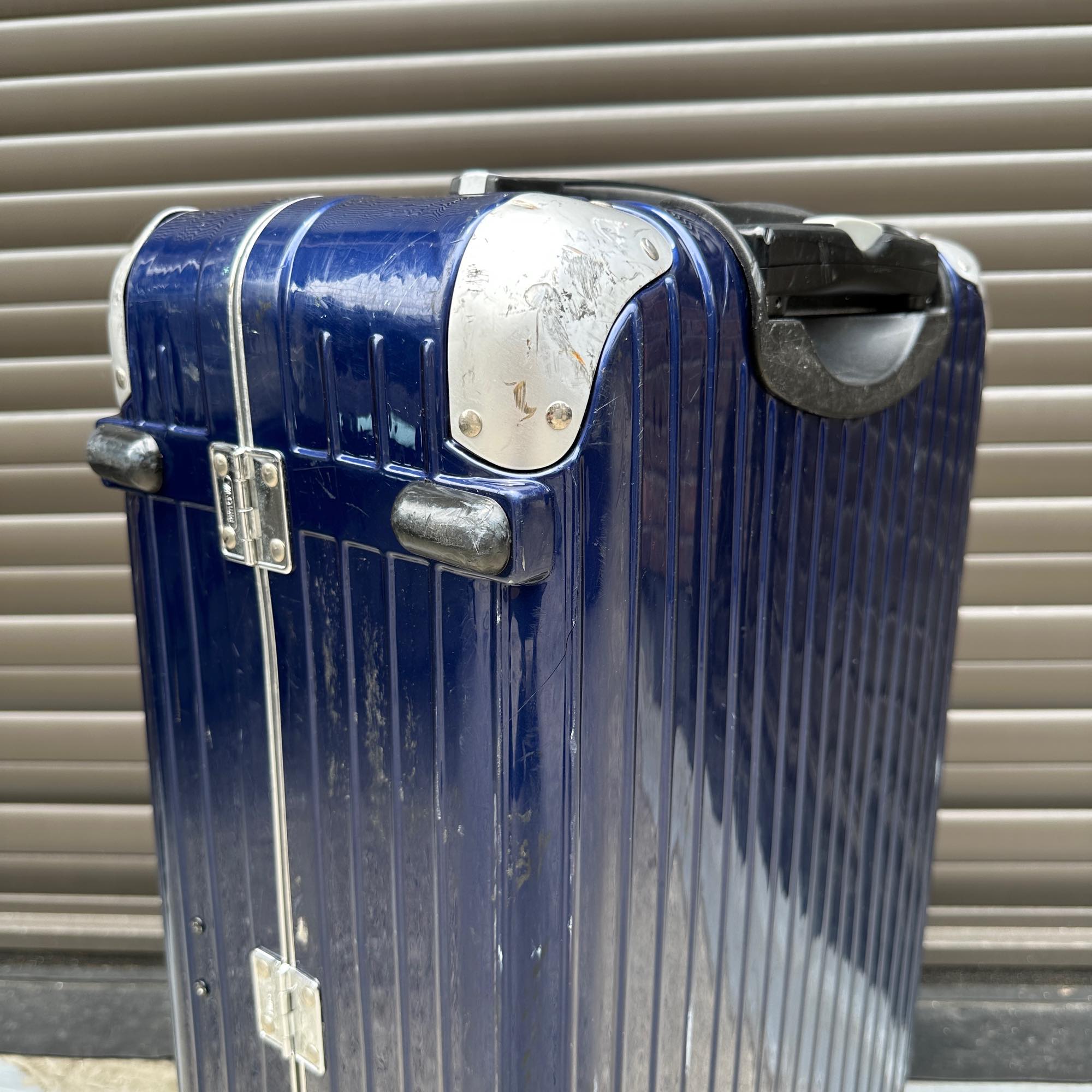 リモワ リンボ U881.63 60リットル 中古商品 2輪