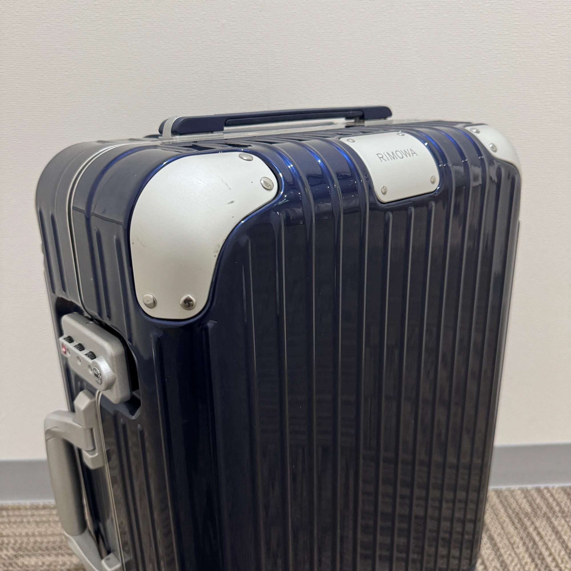 リモワ ハイブリッド 883.52 キャビンS グロスブルー 中古美品 32L