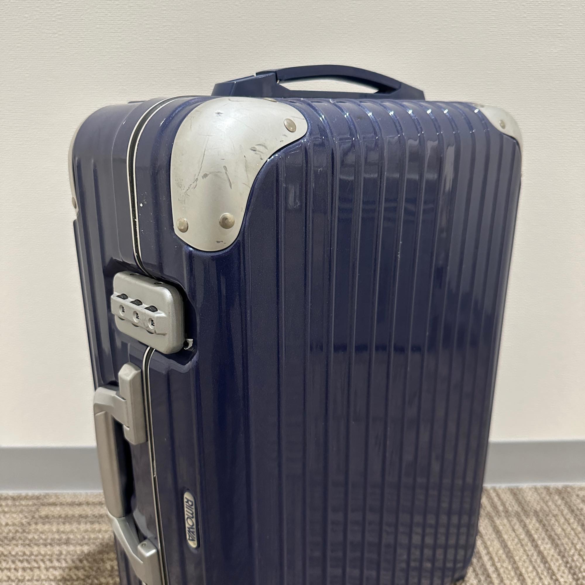 リモワ リンボ U884.52 35リットル 中古商品 2輪