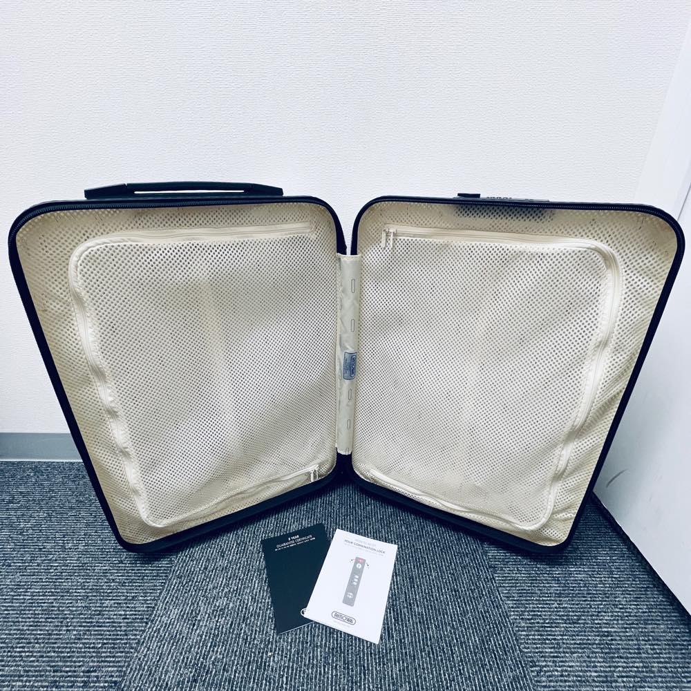 リモワ サルサエアー 中古美品 893.08 33リットル 4輪