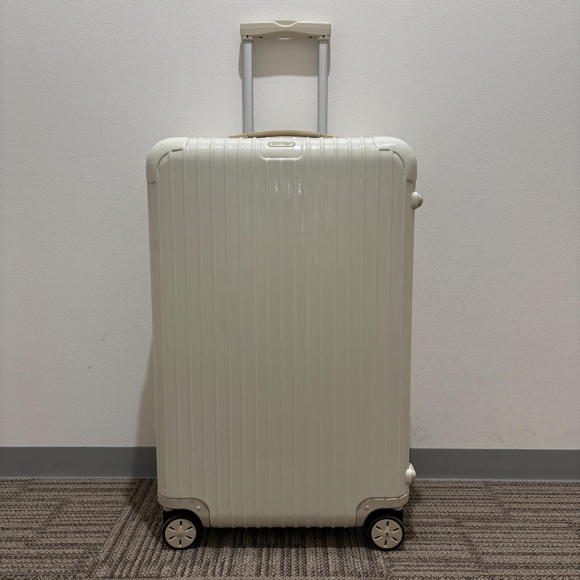 リモワ ユナイテッドアローズ限定 エッセンシャル(サルサ) 895.44.01.0 中古美品 78リットル 4輪