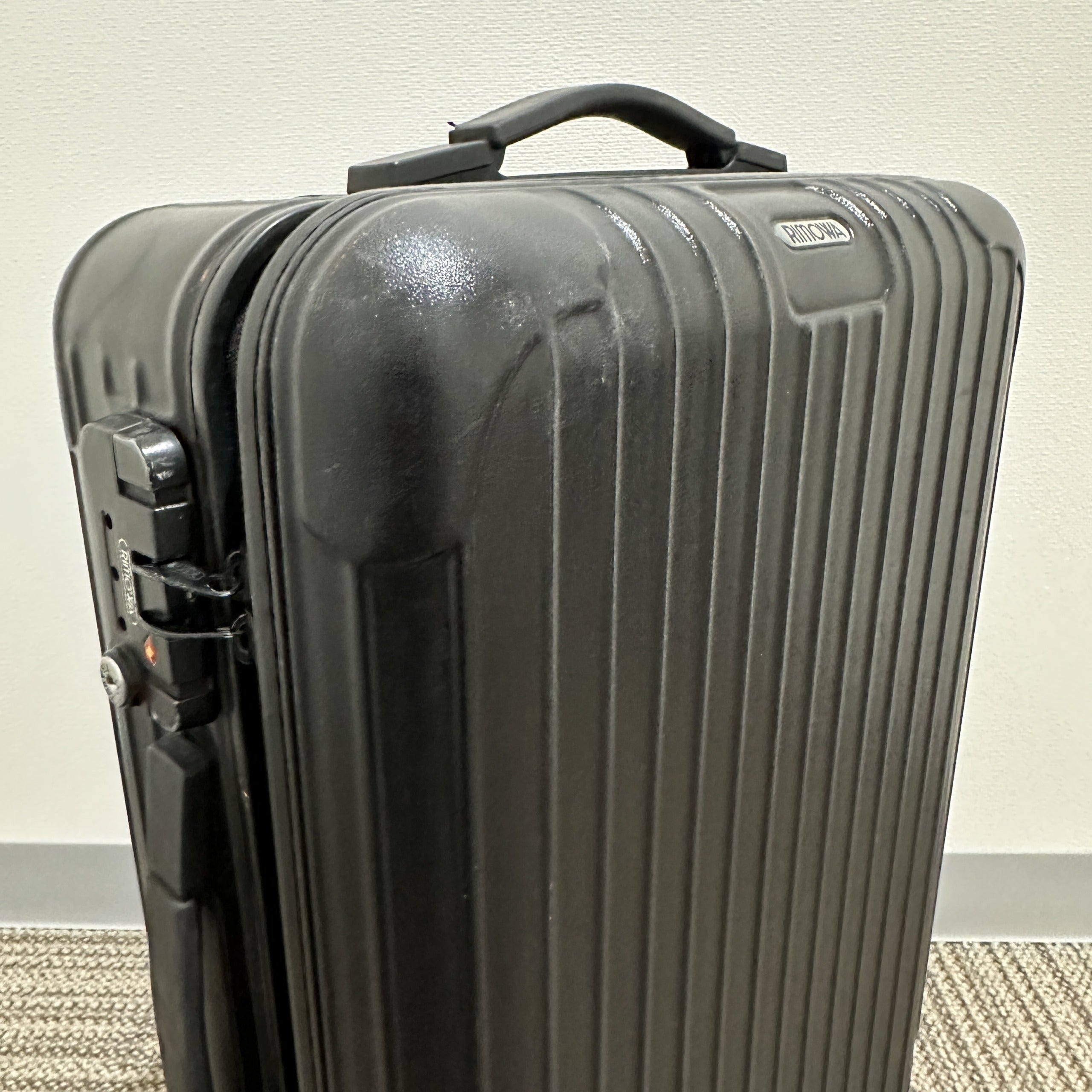 リモワ サルサ 851.52-9 32リットル 中古商品 2輪