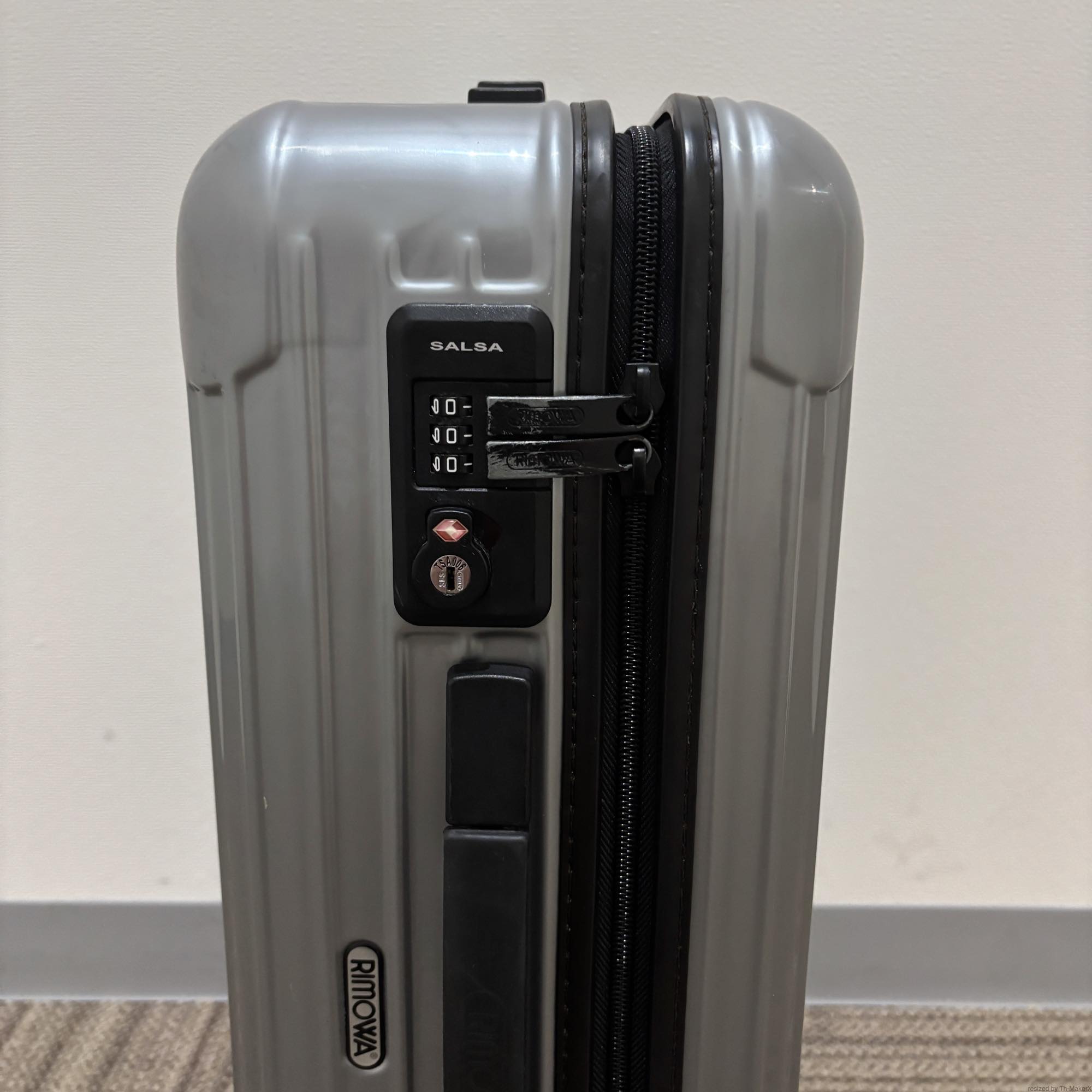リモワ エッセンシャル(サルサ) 中古美品 856.52-9 35リットル 2輪