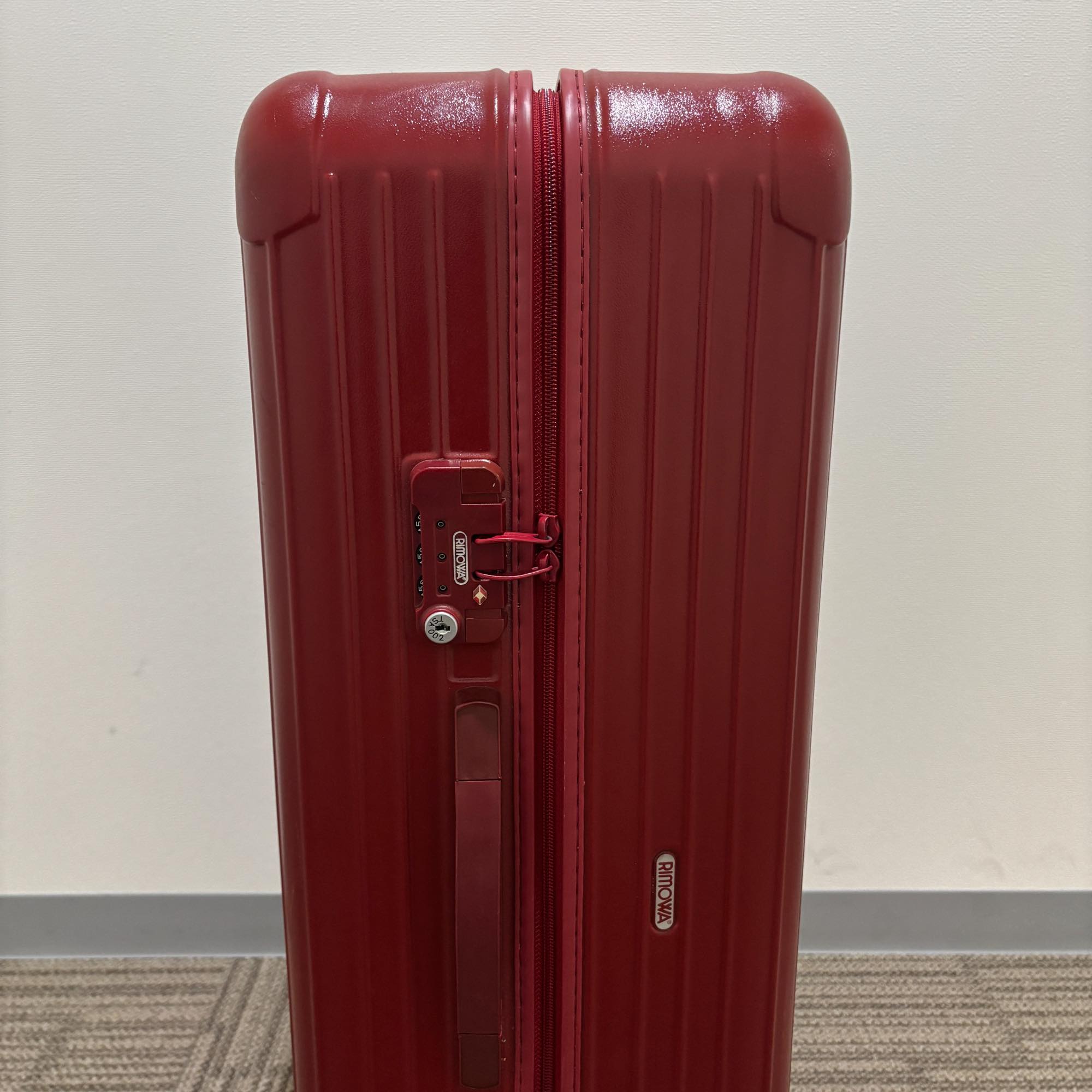 リモワ エッセンシャル(サルサ) 875.77-9 104リットル 中古美品 4輪