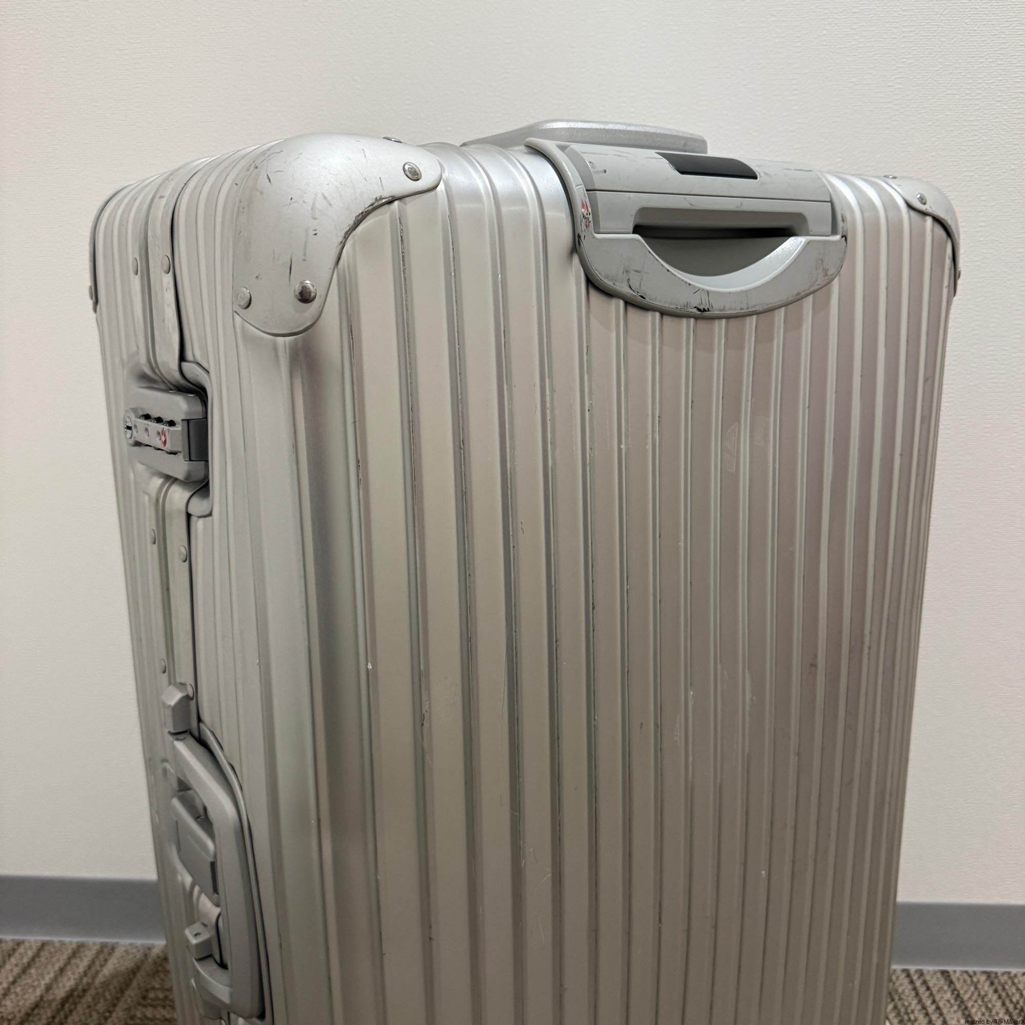 リモワ トパーズ 923.70.00.4 82リットル 中古商品 4輪
