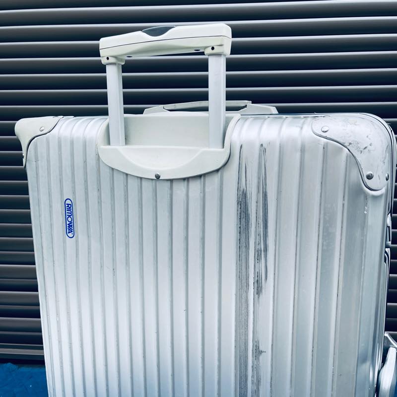 リモワ シルバーインテグラル 中古品 U923.77 104リットル 4輪