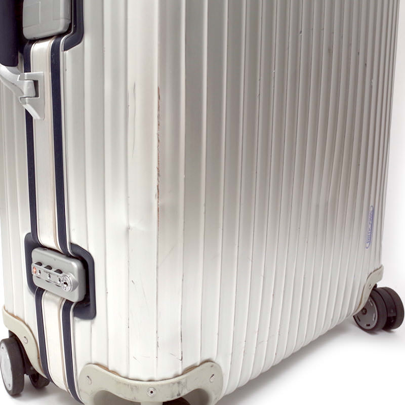 リモワ シルバーインテグラル 中古品 U923.77 104リットル 4輪
