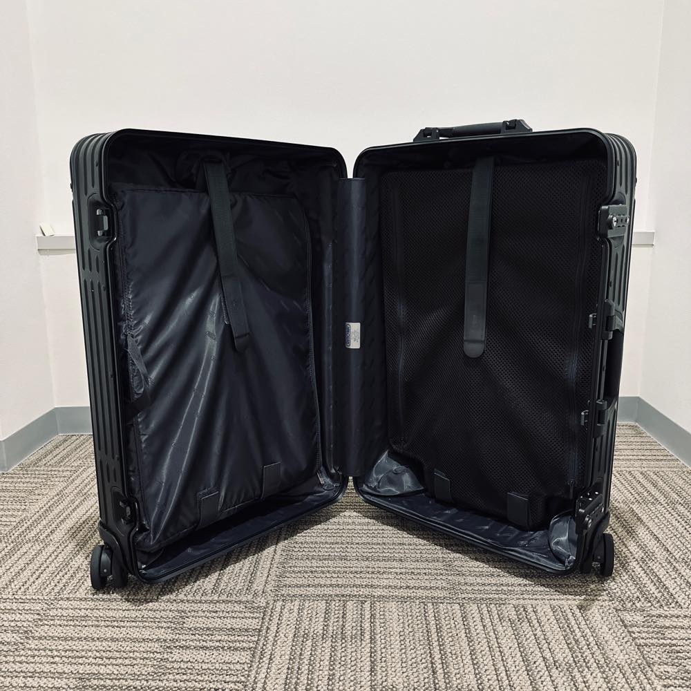 リモワ トパーズ ステルス 中古商品 924.63.01.4 64リットル 4輪