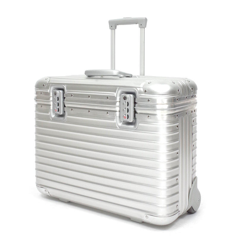 リモワ パイロット 中古商品 925.50 29リットル 2輪