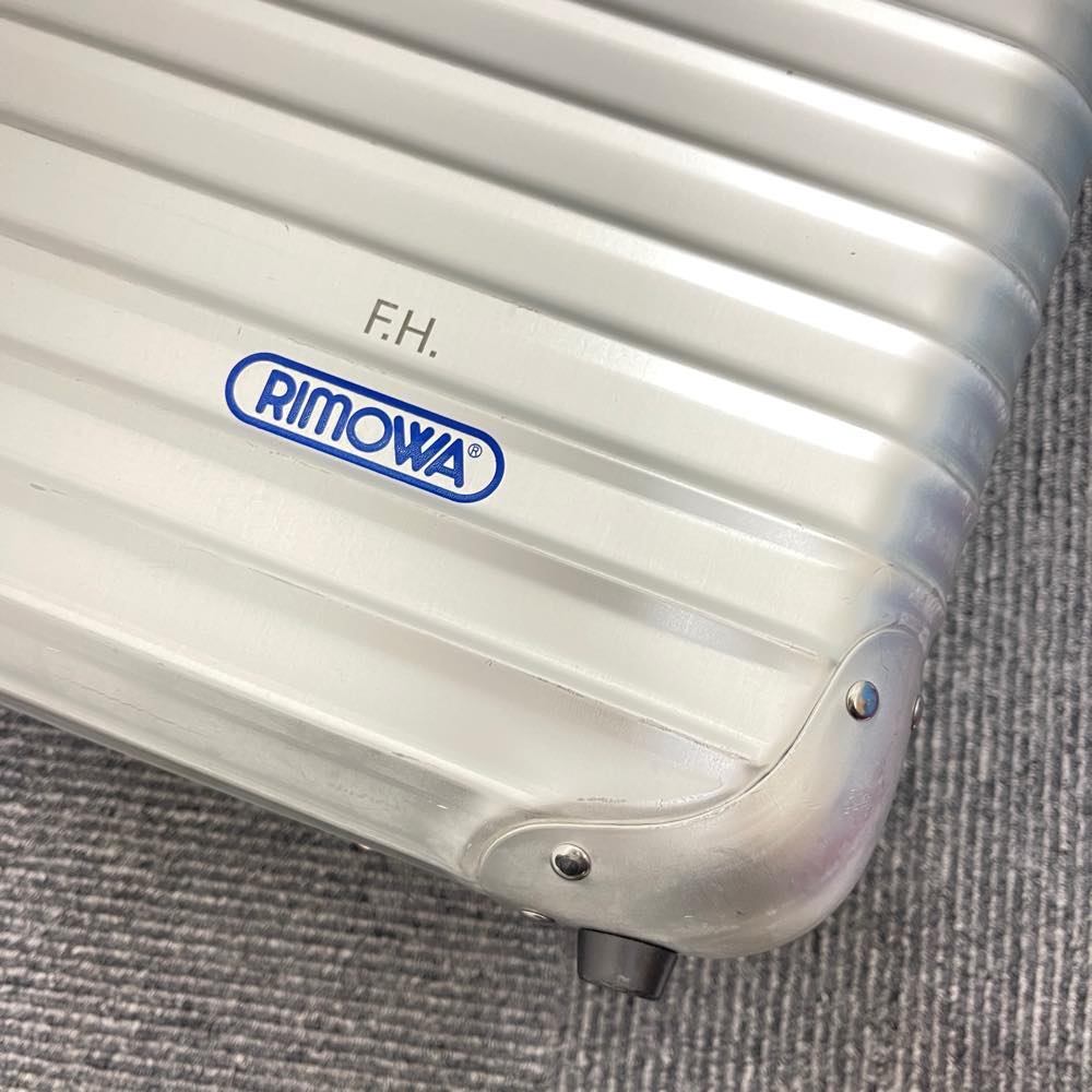 リモワ アタッシェケース 中古商品 928.14 22リットル