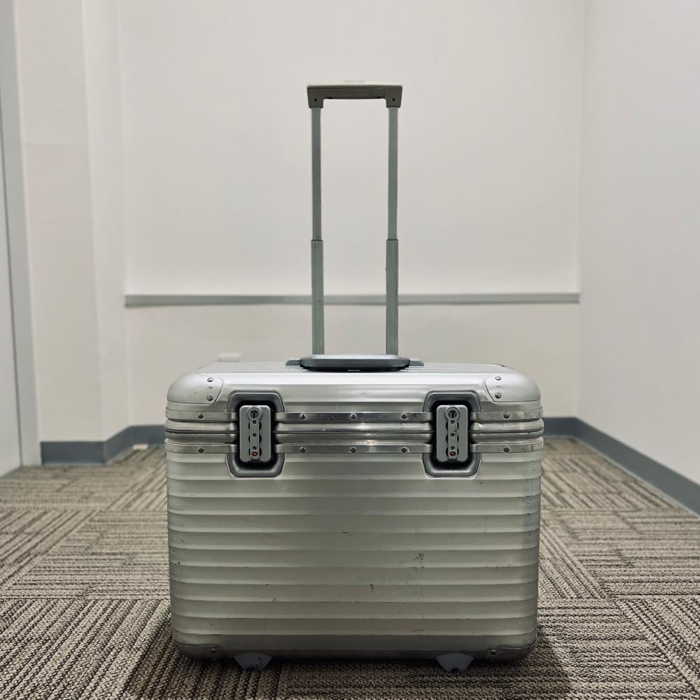 リモワ パイロット 中古商品 928.50 36リットル 2輪