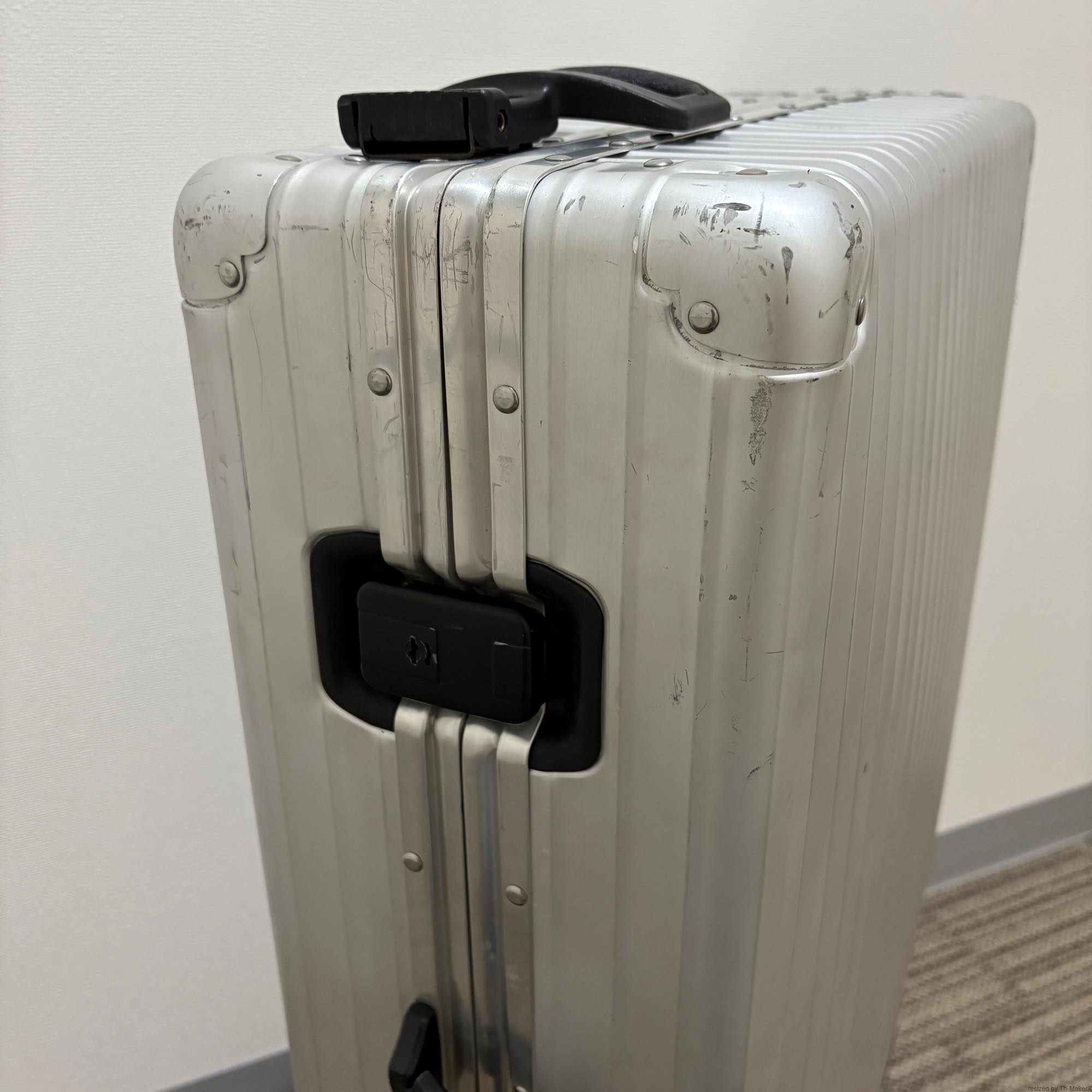 リモワ サバンナ 中古商品 U957.77 2輪