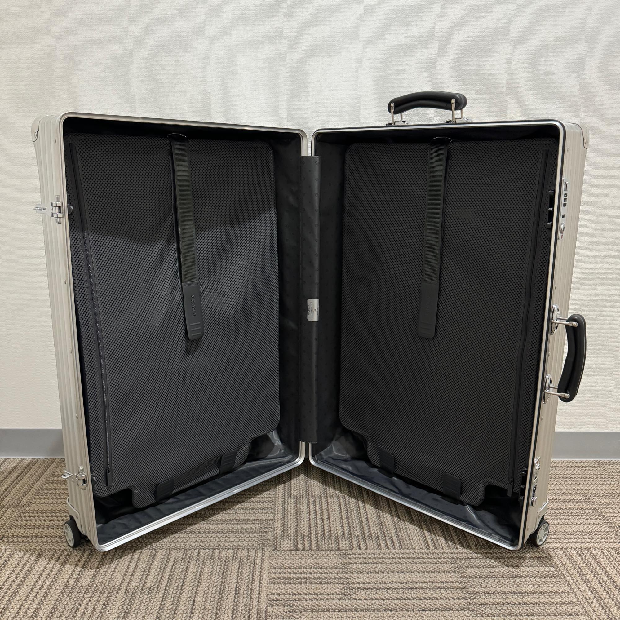 リモワ クラシック チェックインL 972.73 中古美品 84リットル 4輪