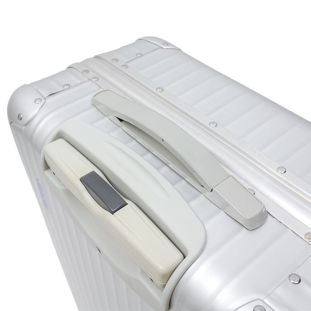 リモワ　トパーズ　中古商品　930.63　63リットル　2輪