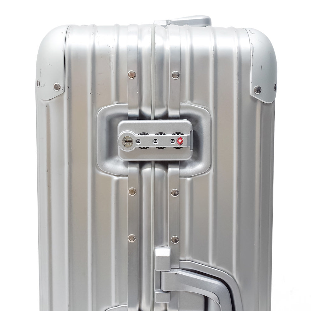 リモワ　トパーズ　中古商品　923.63　63リットル　4輪