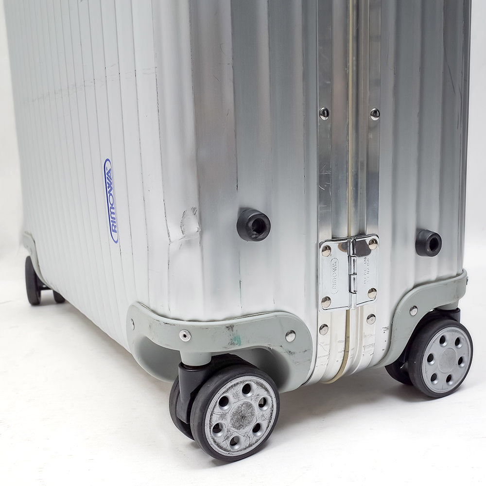 リモワ　トパーズ　中古商品　932.77-3　104リットル　4輪