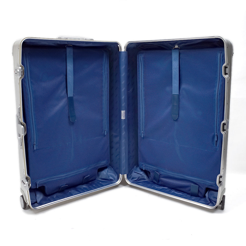 リモワ　トパーズ　中古商品　932.77-3　104リットル　4輪