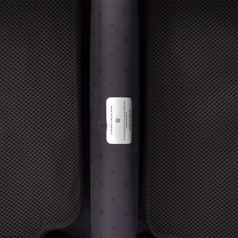 ハイブリッド ルフトハンザエディション Cabin ブルー 37L