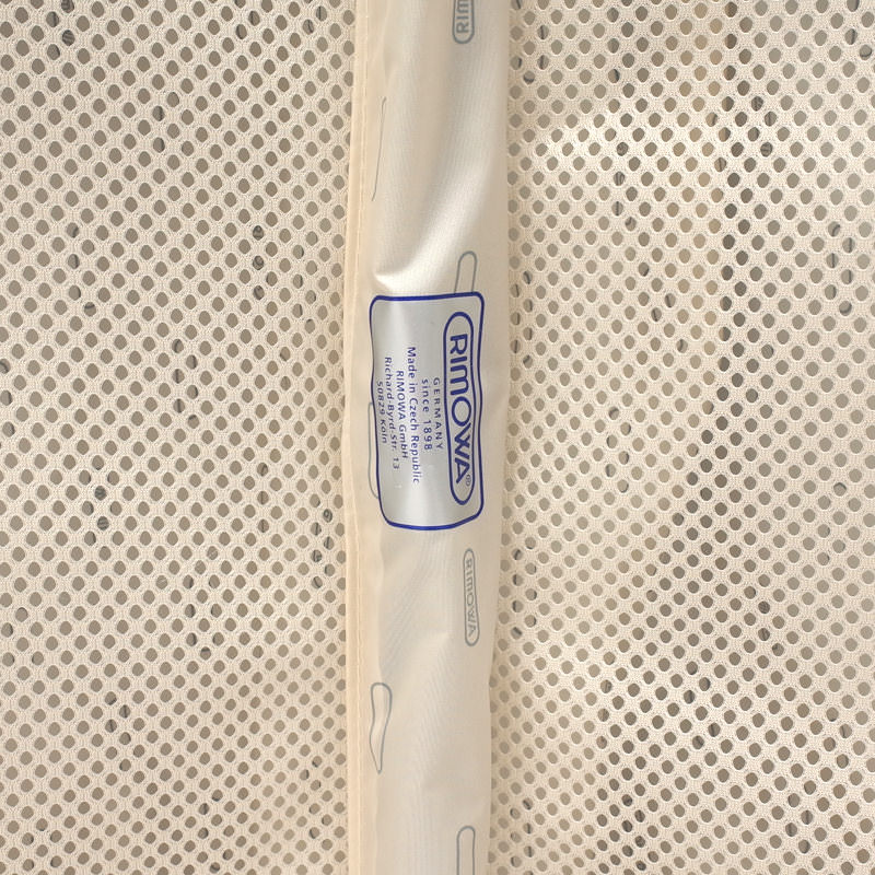 リモワ　サルサ エアー　820.53.78.4　37リットル　在庫商品　4輪