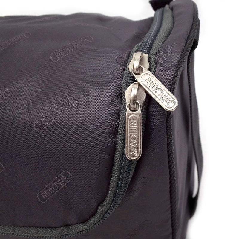 リモワ　サルサエアー限定カラー　在庫商品　820.90.03.8　84リットル　4輪