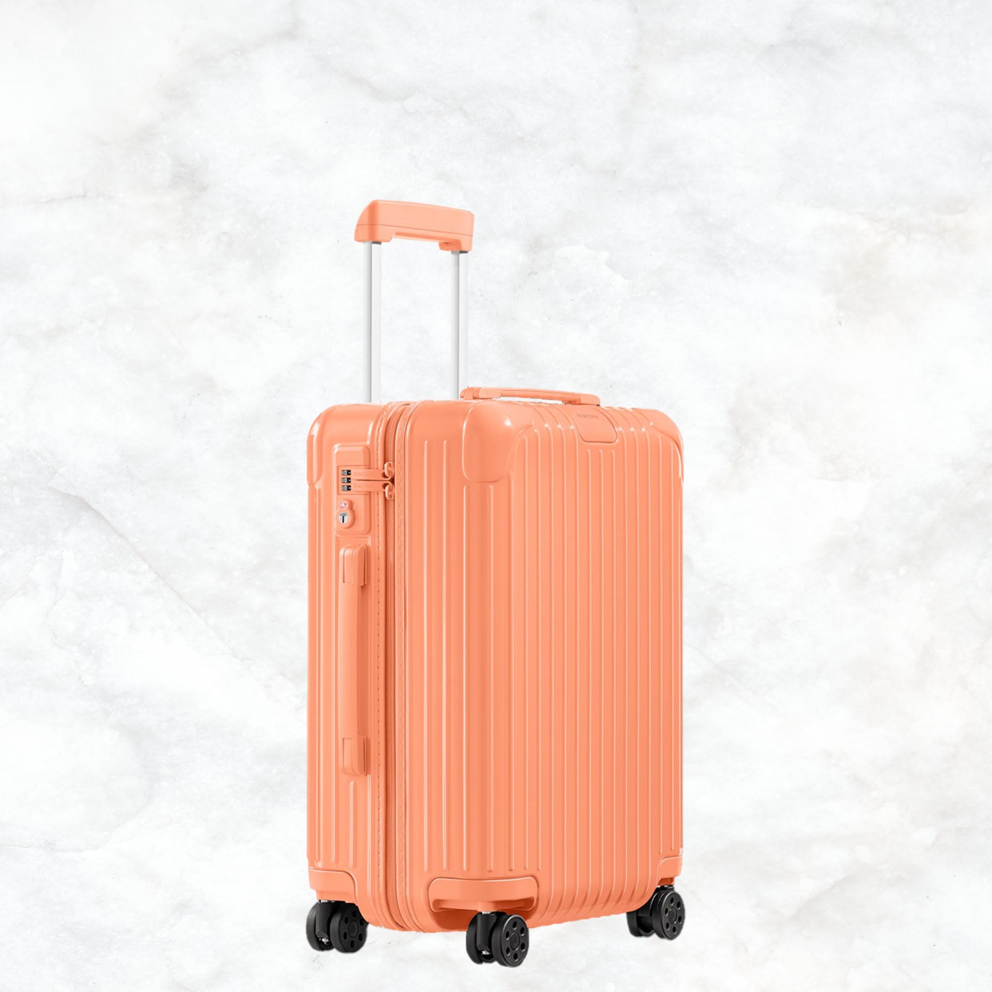 リモワ　エッセンシャル　832.53.77.1　キャビン　グロスパパイヤオレンジ　36L