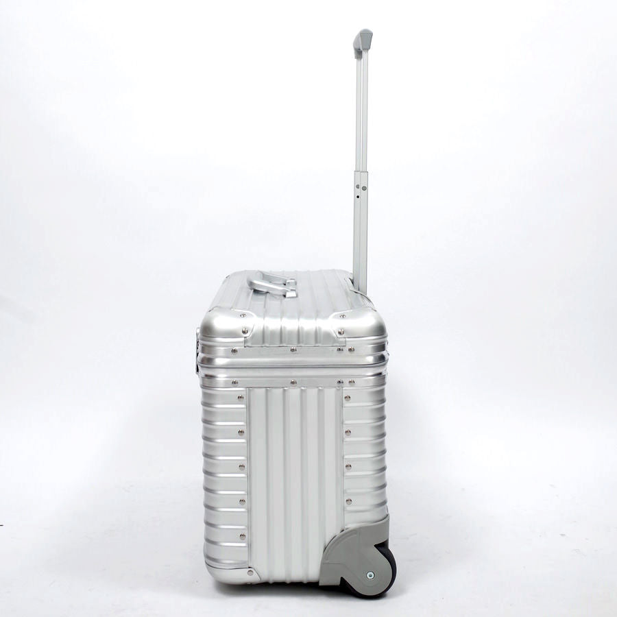リモワ　パイロット　920.51.00.2　37リットル　2輪
