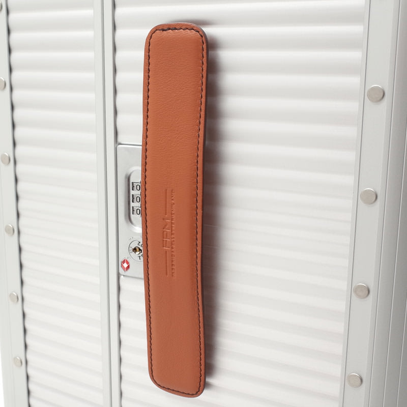 FPM BANK Spinner 114.7L シルバー 在庫商品