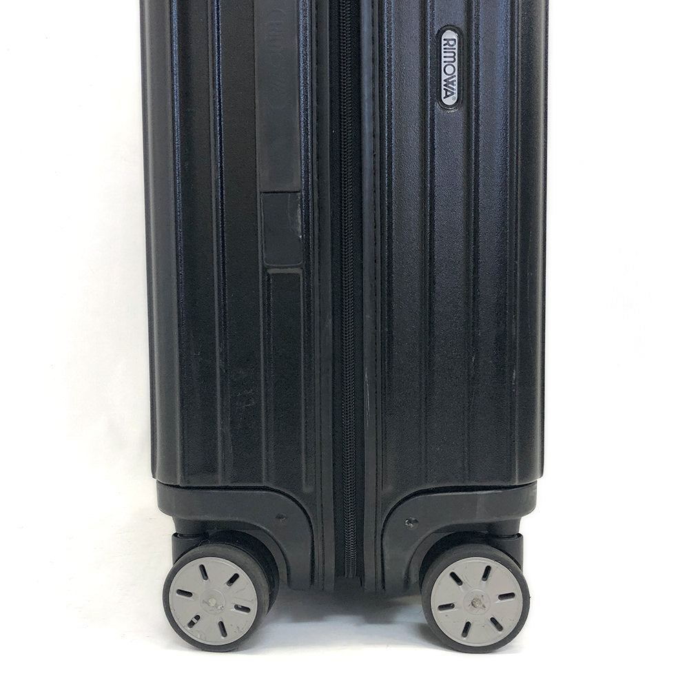 リモワ　サルサ　中古商品　871.63　63リットル　4輪
