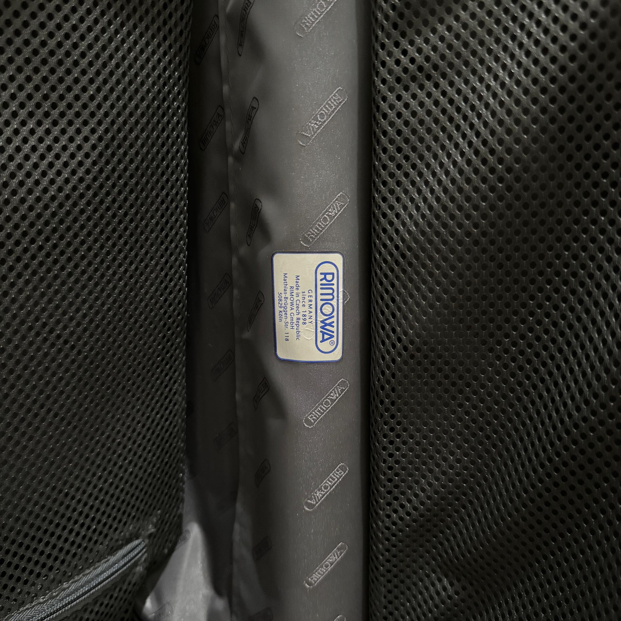 リモワ　リンボ　880.52.50.2　新品　32リットル　2輪