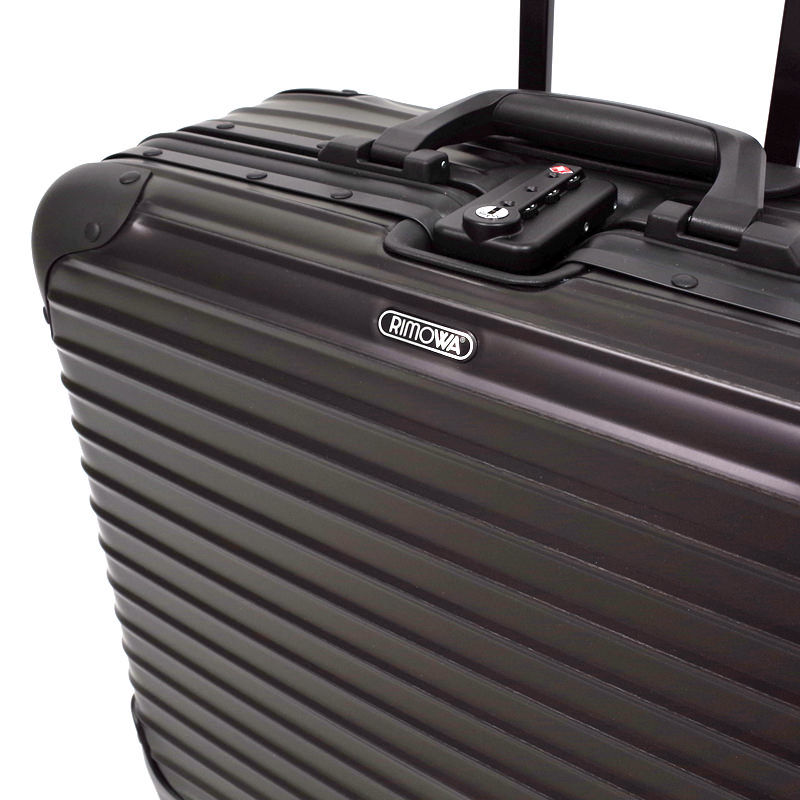 リモワ　トパーズ ステルス　在庫商品　923.40.01.2　28リットル　2輪