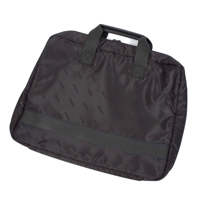 リモワ　パイロット　920.51.00.4　在庫商品　37リットル　4輪