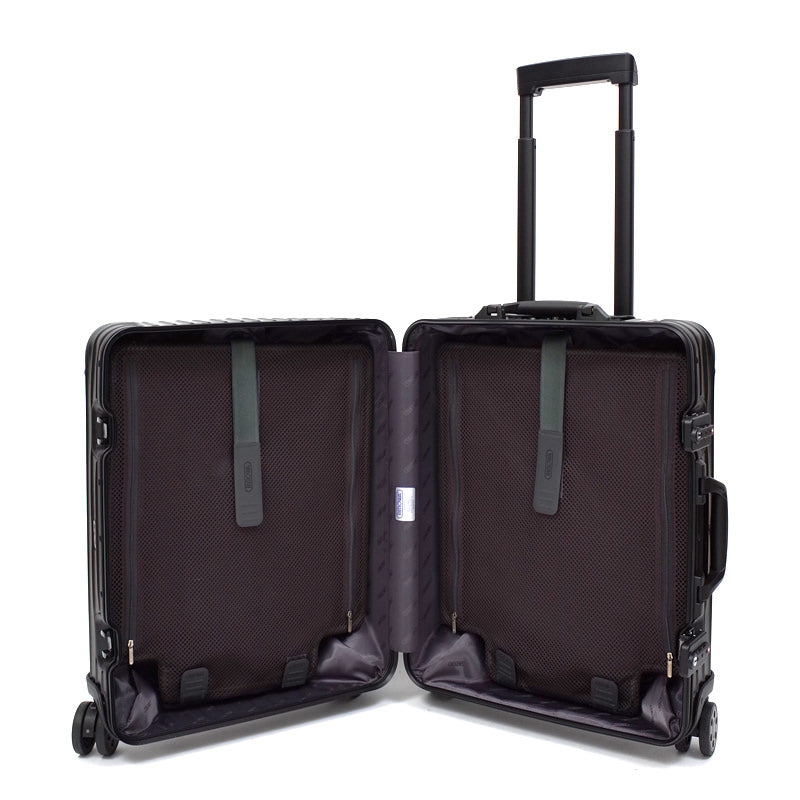 リモワ　トパーズ ステルス　923.56.01.4　在庫商品　45リットル　4輪