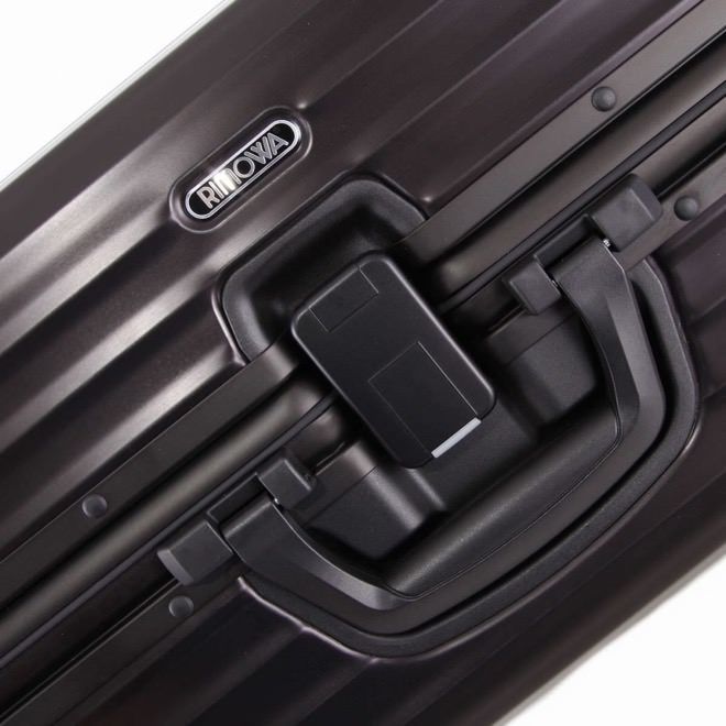 リモワ　トパーズ ステルス　在庫商品　924.70.01.4　82リットル　4輪