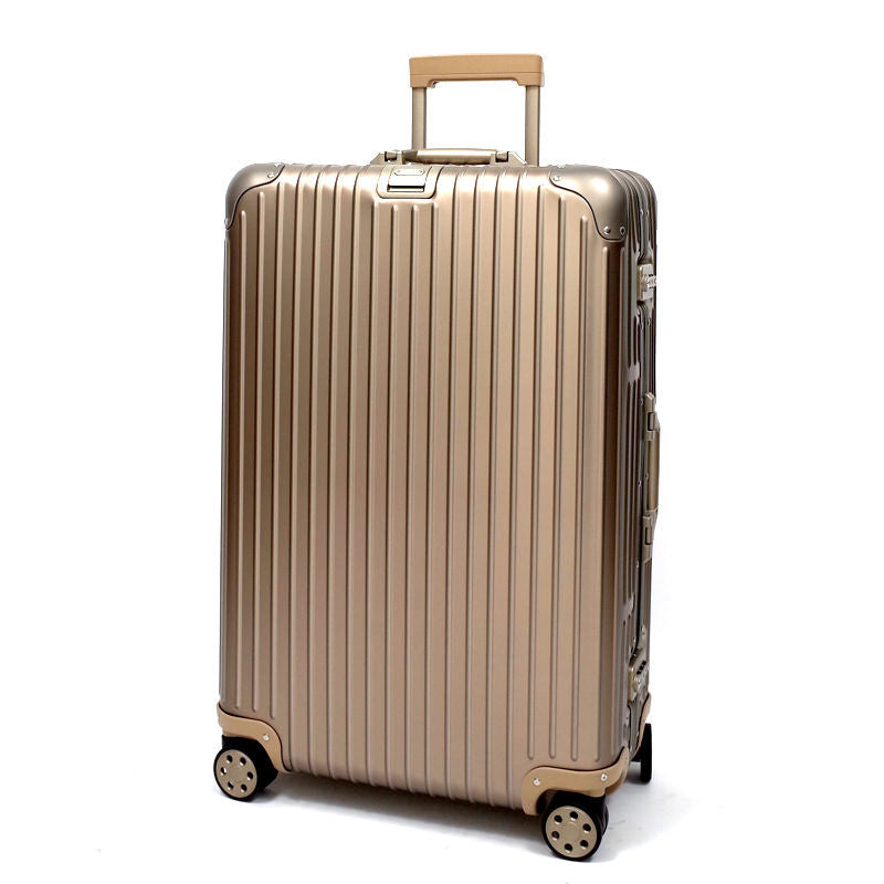 リモワ　トパーズ チタニウム　在庫商品　924.70.03.4　82リットル　4輪