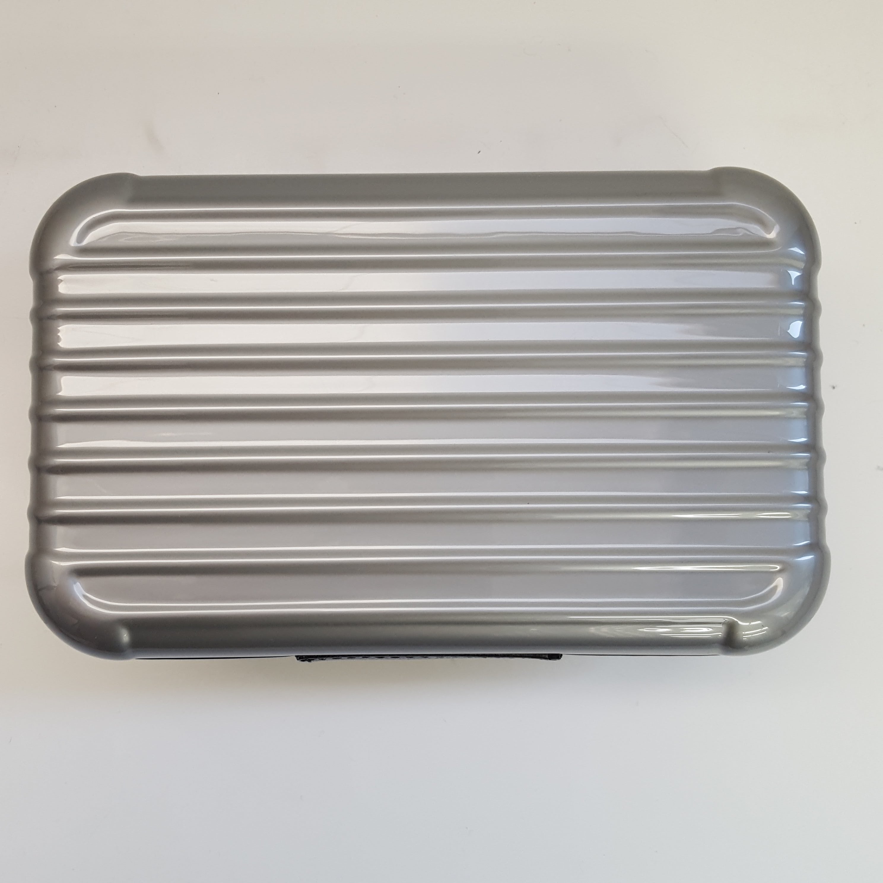 リモワ ポルシェ　アメニティケース 在庫商品 MARTINI RACINGロゴ