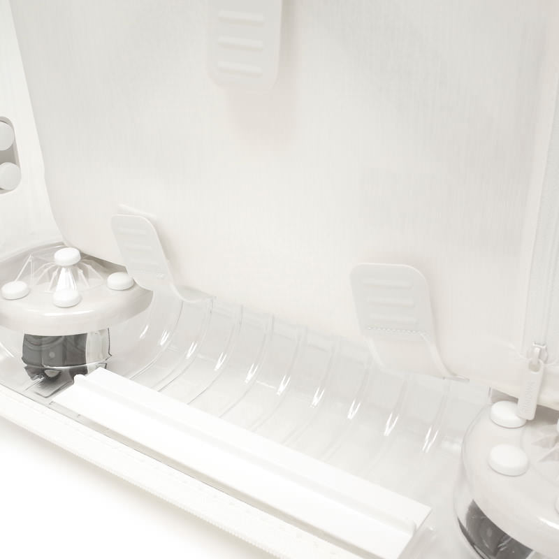 リモワ×OFF-WHITE限定　在庫商品　36リットル　ホワイト　4輪